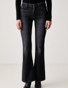Guess blugi bootcut pentru femei BEVERLY