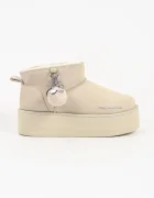 Karl Lagerfeld Thermo cizme de zăpadă pentru femei din piele