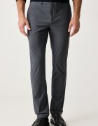 Lacoste pantaloni slim fit pentru bărbați