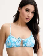 Melissa Odabash sutien de baie