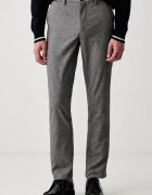 Tommy Hilfiger pantaloni slim fit pentru bărbați cu bumbac