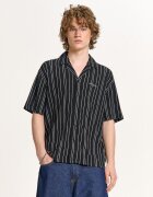 Cropp Cămaşă cu model - negru