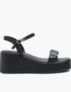Cropp Sandale - negru