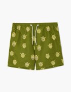 Cropp Șort de baie cu imprimeu integral Shrek - verde
