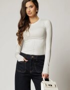  Bluza alba basic cu decolteu rotund si adaos de viscoza