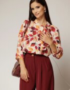  Bluza bej cu imprimeuri tomnatice si funda la decolteu