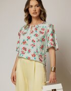  Bluza casual din viscoza verde menta cu imprimeuri roz si croi lejer