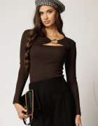  Bluza maro casual cu decolteu decupat si accesoriu