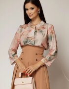  Bluza roz cu imprimeu abstract si aplicatie tip cravata