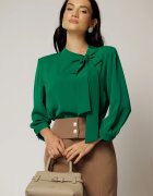  Bluza verde si funda la decolteu