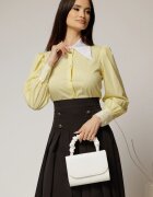  Camasa galbena din poplin cu guler ascutit si mansete cu dantela