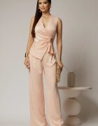  Compleu dama roz din satin cu bluza cu dantela la decolteu si pantaloni