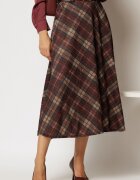  Fusta midi din tricot cu buzunare si carouri bordo