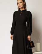  Rochie DY Fashion midi neagra cu decupaj la decolteu si pliuri pe fusta