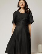  Rochie midi neagra de ocazie din voal cu sidef si decolteu in V
