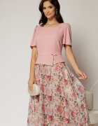  Rochie midi roz cu fusta din voal cu imprimeuri si decolteu rotund