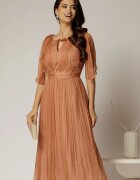  Rochie midi roz somon din matase cu detaliu floral si decolteu V