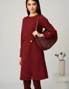  Rochie Moze office din stofa bordo cu nasturi in talie