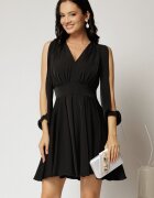  Rochie scurta neagra cu decolteu in V si maneci lungi sparte
