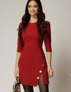  Rochie scurta rosu inchis cu fusta tip A si nasturi decorativi
