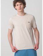 BOSS Tricou cu buzunar pe piept - Alb fildes