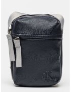Calvin Klein Jeans Geanta crossbody din piele ecologica cu bareta textila - Gri/Albastru ultramarin