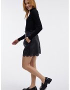 orsay Pantaloni scurti cu talie inalta si garnituri din dantela - Negru