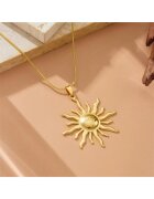Pursehuit Colier auriu din otel inoxidabil placat cu aur 18K PVD cu pandantiv soare Briana C12