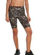 Urban Classics Colanti scurti cu model camuflaj - Maro/Kaki