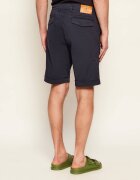 Aeronautica Militare Pantaloni scurți chino | regular fit