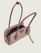 Calvin Klein Geantă pe umăr Emblem | piele întoarsă