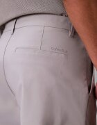 Calvin Klein Pantaloni scurți chino | Straight fit