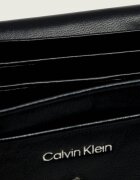 Calvin Klein Portofel/ geantă pe umăr