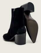 Coccinelle Botine cu toc Gretel | piele întoarsă