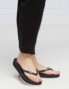 EA7 Flip flops