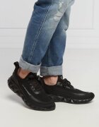 EA7 Sneakers