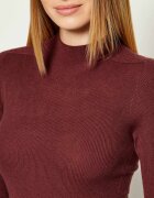 Guess Guler înalt JULIA | Slim Fit cu adaos de lână și cașmir