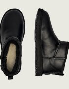 UGG Bocanci Classic Ultra Mini | piele