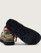 UGG Sandale Goldenstar Wildwood | piele întoarsă