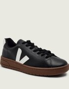 Veja Sneakers URCA CWL