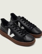 Veja Sneakers URCA CWL