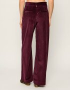 Weekend MaxMara Pantaloni Wkdtania | regular fit | catifea reiată