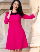 Chanttal Rochie de ocazie fucsia evazata cu colier din margele negre