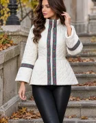 Effect Jacheta dama alba cu banda brodata turquoise si peplum