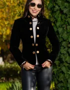 Effect Sacou elegant negru de catifea cu nasturi aurii