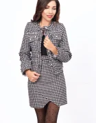 Ella Collection Compleu Pretty Woman din tesatura chanel cu fusta mini si sacou