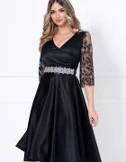 Ella Collection Rochie eleganta midi in clos neagra cu maneci din tulle brodat