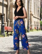 InPuff Basic Salopeta casual cu pantalon albastru evazat si imprimeu floral