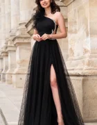 Josephine Rochie de seara neagra Clio din tulle brodat cu floare 3D pe umar si strassuri