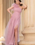 Josephine Rochie de seara roz Clio din tulle brodat cu floare 3D pe umar si strassuri